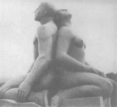 JPEG image of Gustav Vigeland sculpture.